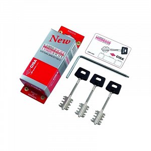 Συνδυασμός θωρακισμένης πόρτας Cisa New με 3 κλειδιά